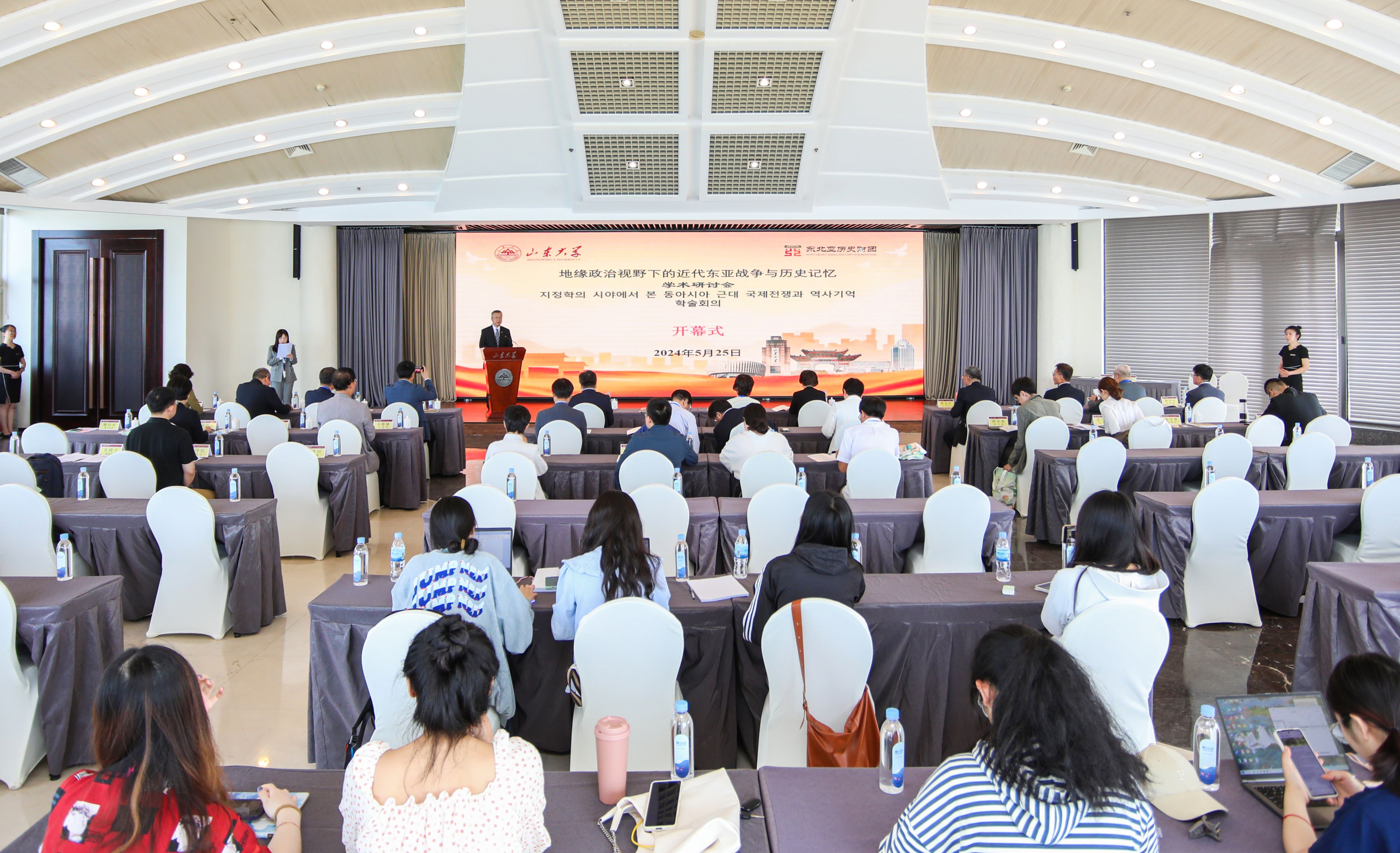 黑料网